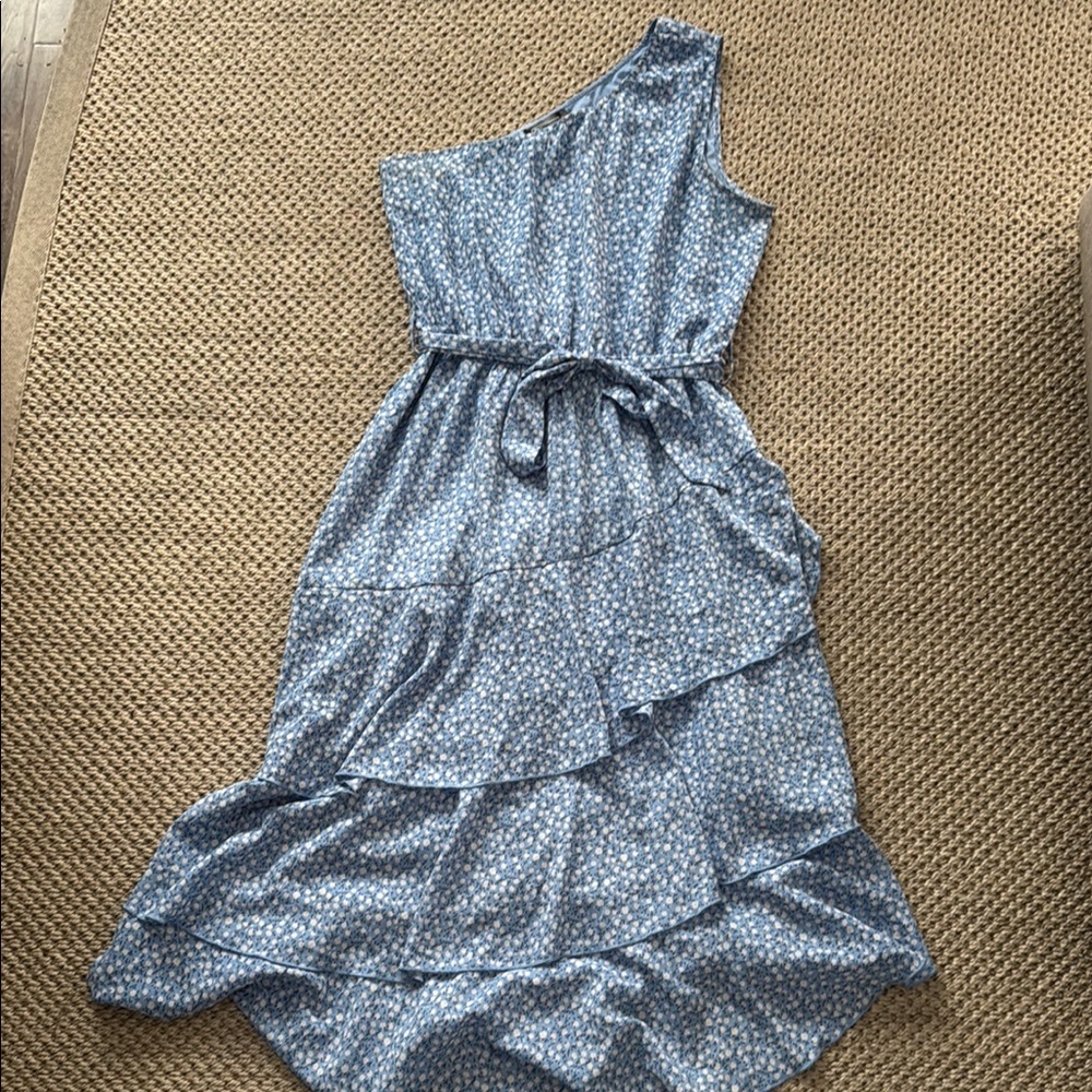 Elegant Blue One-Shoulder Dress - Picture 3 of 3